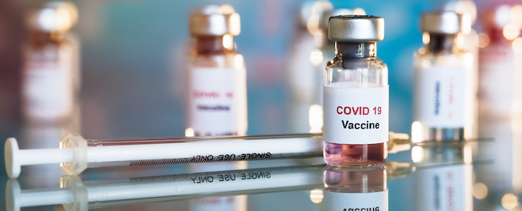 Vaccine and syringe injection It use for prevention, immunization and treatment from COVID-19